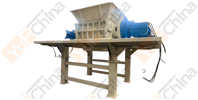 Straw shredder